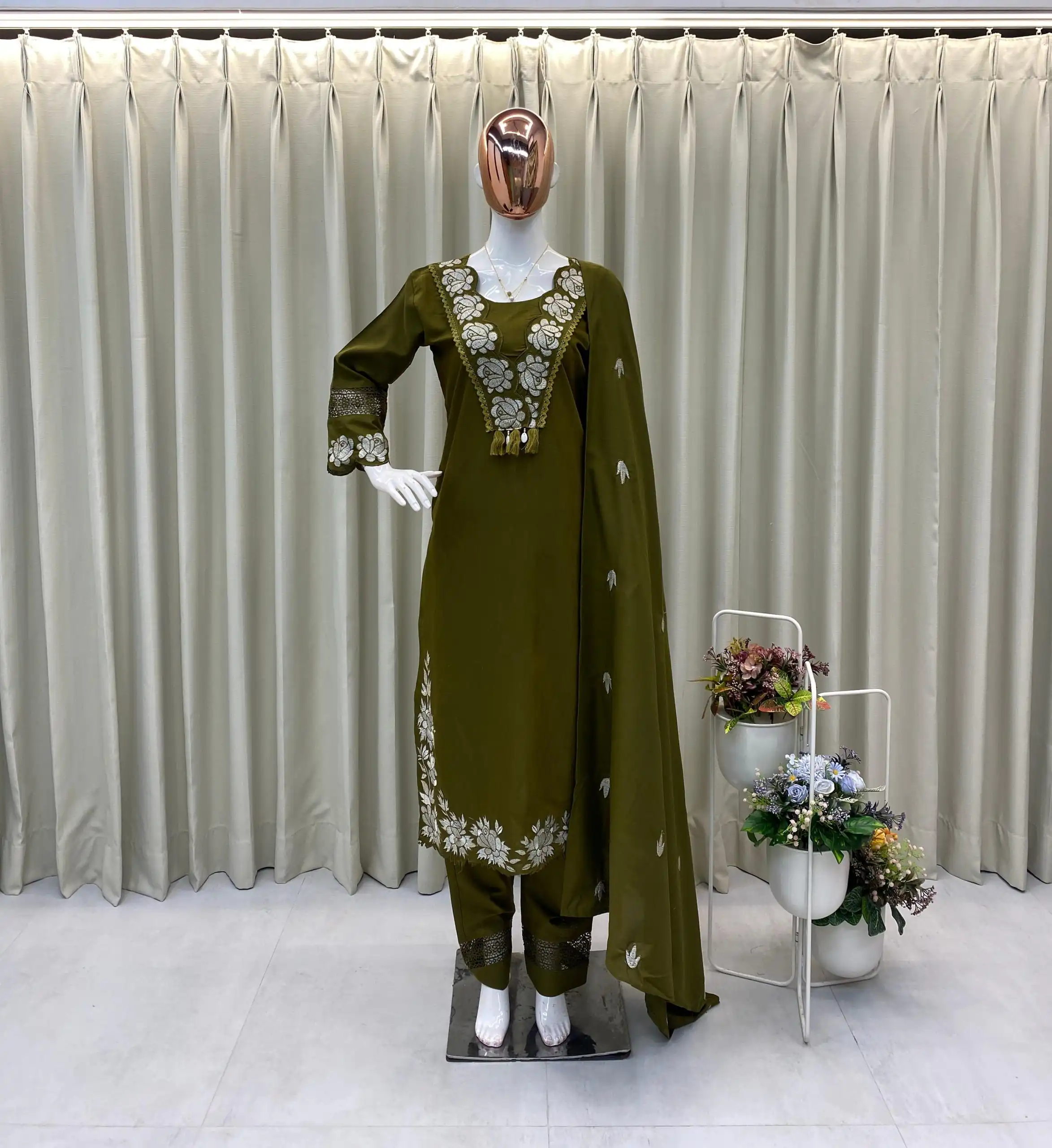 Mahendi Rayon Embroidery Salwar Suit