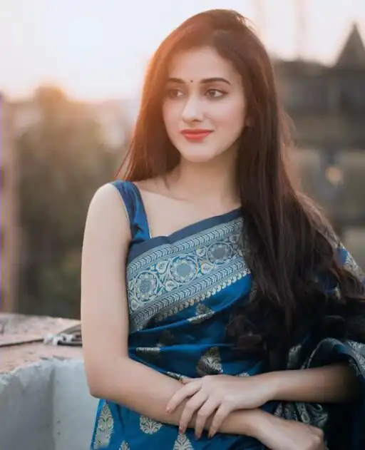 Peacock Blue Lichi Silk Rich Jacquard Work Saree - Image 3