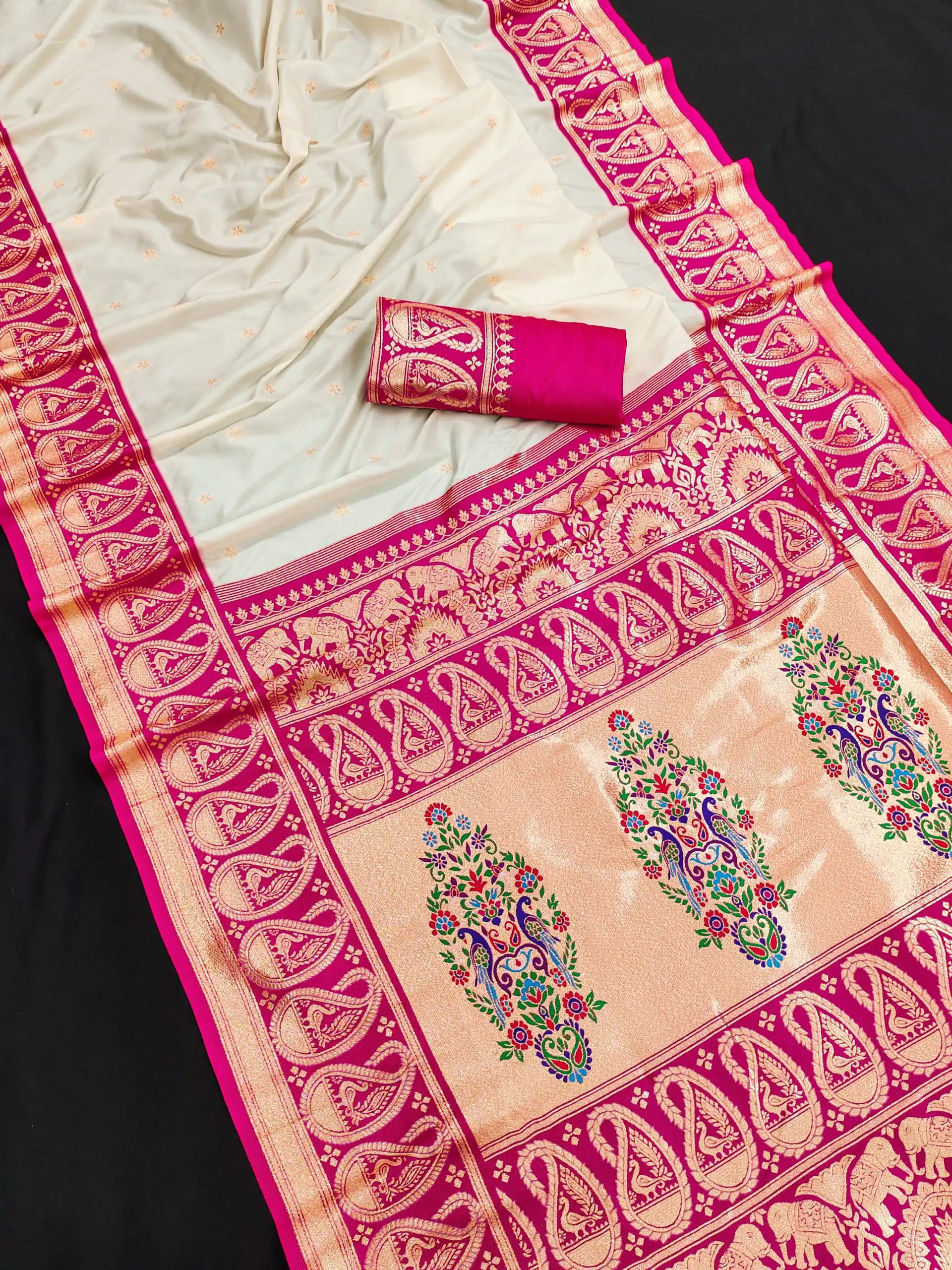 MB 1213 Pink Color Banarasi Saree with Zari Work & Lace Work. Wedding, Party, Festive, Events, Festive Deal ₹2099. Delivery 4-6 Working Days. Shop now. | Sarees, Bollywood Sarees, Creative Sarees, Designer Sarees, Embroidered Sarees, Ethnic Saree, Modern Digital sarees, Party Wear Sarees