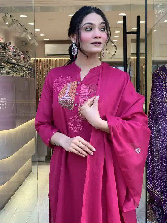 Pink Chanderi Embroidery Mirror Work Salar Suit - Image 3