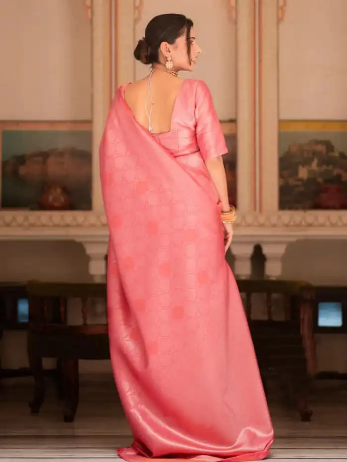 Pink Soft Lichi With Jacquard Work Silk Saree - Image 2