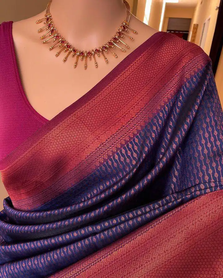 Purple Lichi Silk Jacquard Border Lace Work Saree - Image 4