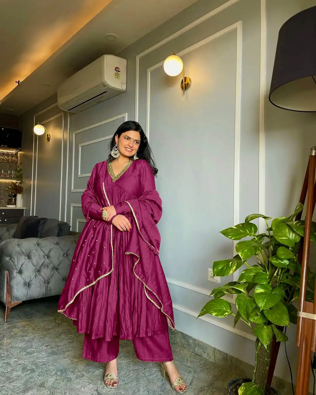 Rani Pink Chinon Silk Embroidery Gown - Image 2