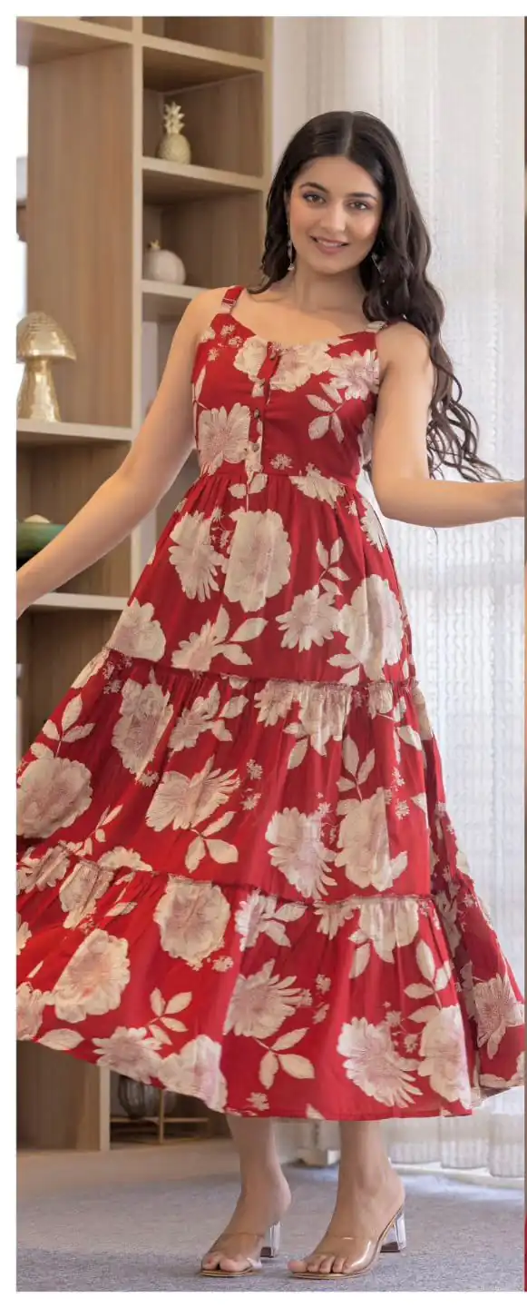 Red Cotton With Printed Gown