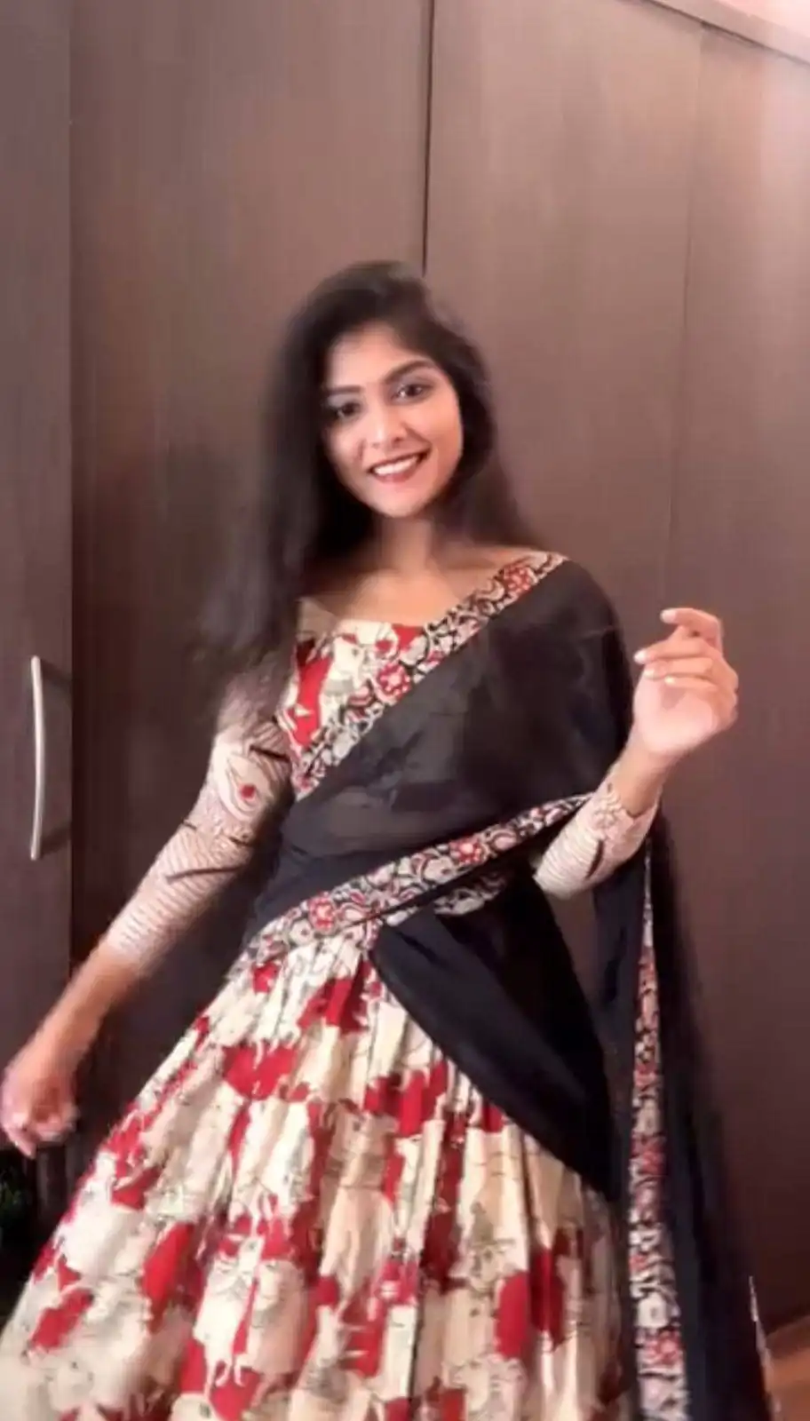 Red Rayon Cotton Kalamkari Print Lehenga Choli - Image 2