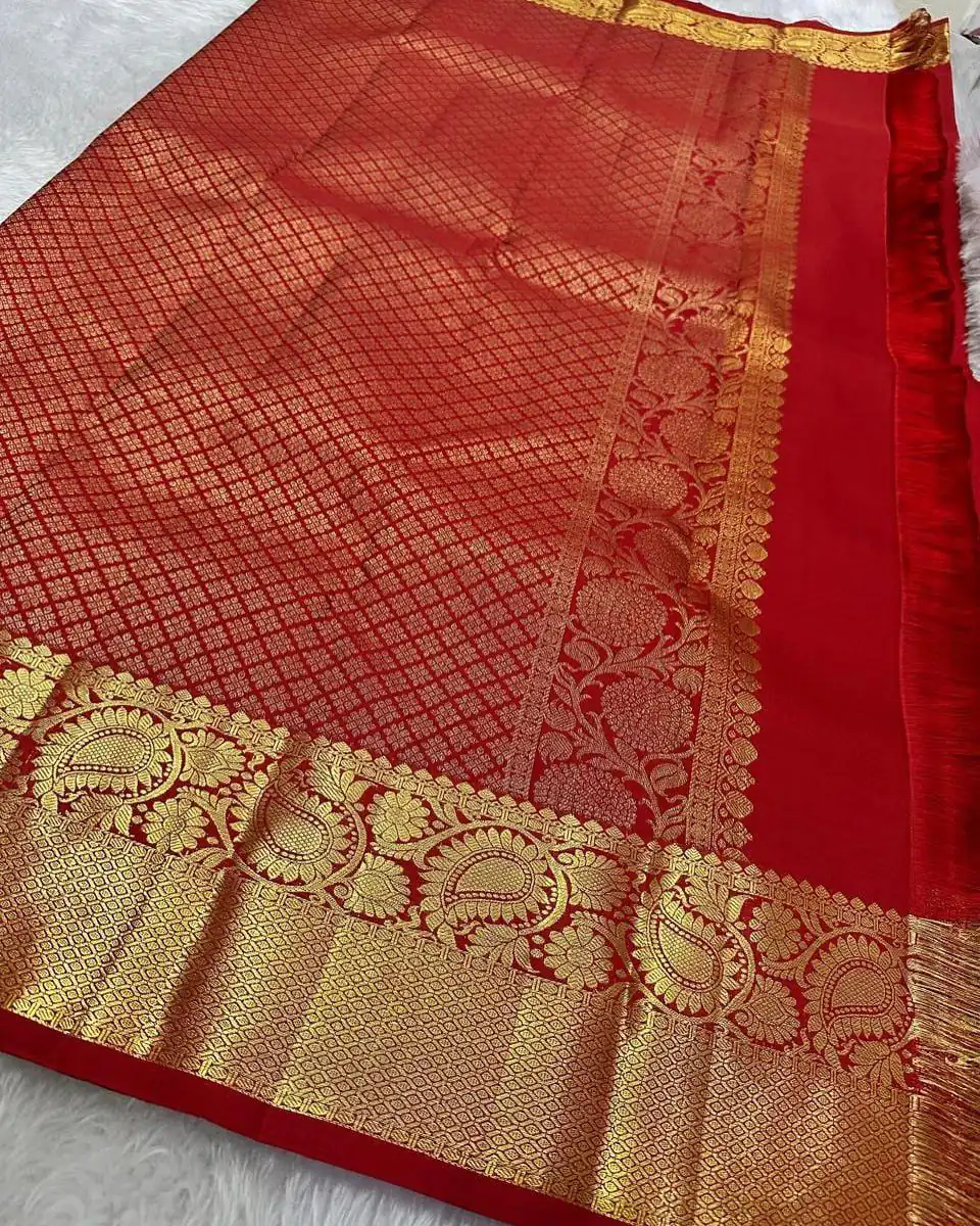 Red Soft Lichi Silk Lace Zari Work Saree - Image 5
