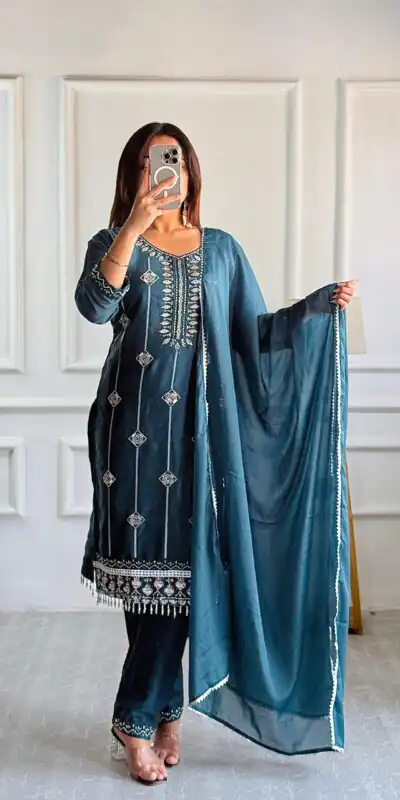 Teal Star Georgette Lace Work Salwar Suit