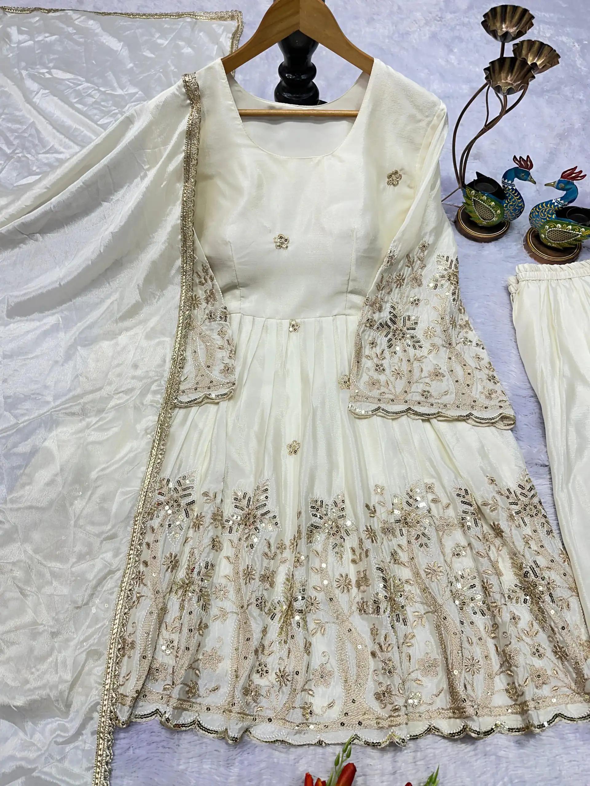 White Chinon Silk Lace Embroidery Work Salwar Suit - Image 3