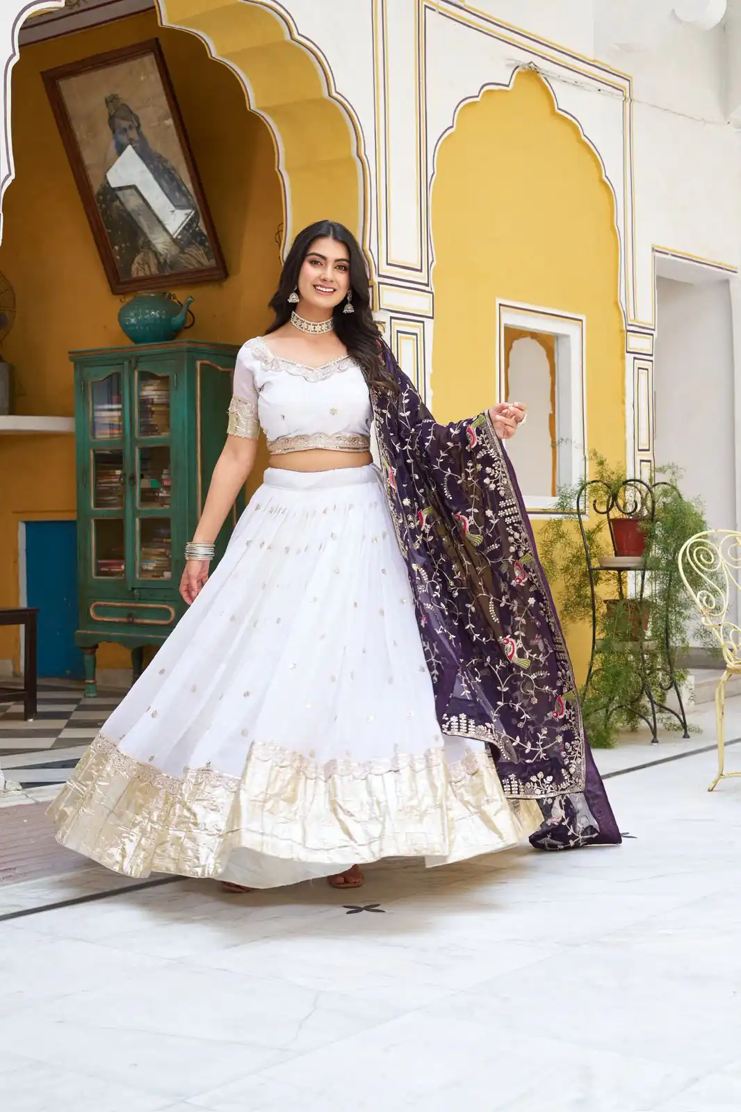 White Pure Crunchy With Embroidery Lehenga Choli - Image 7