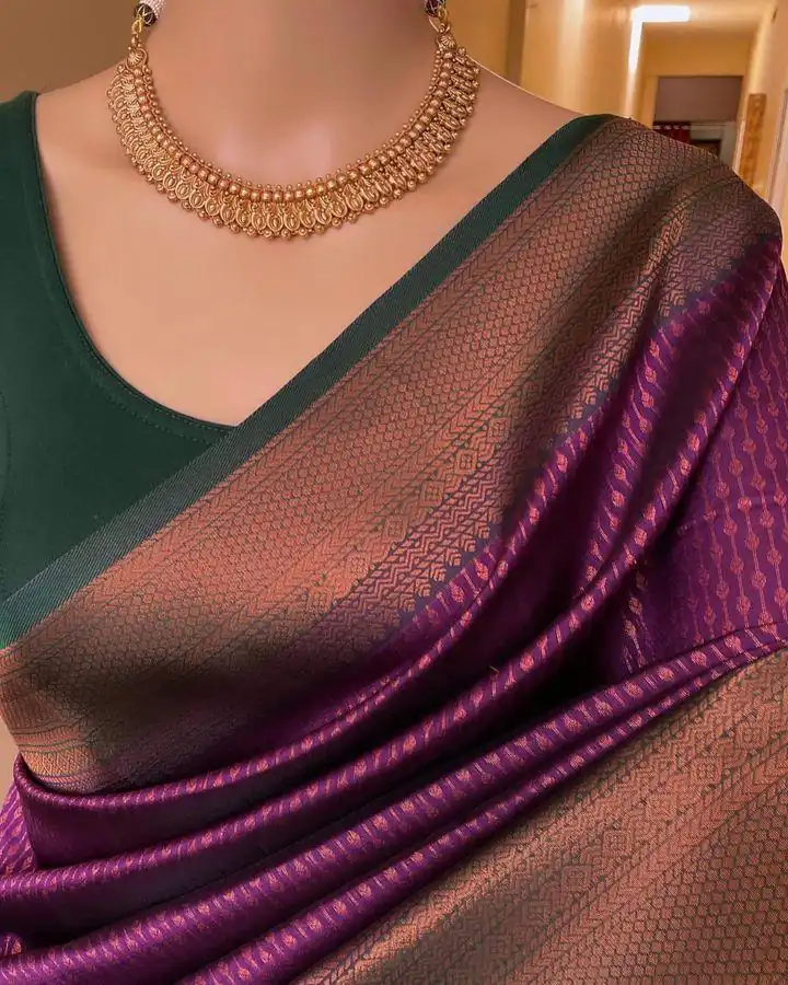 Wine Lichi Silk Jacquard Border Lace Work Saree - Image 2