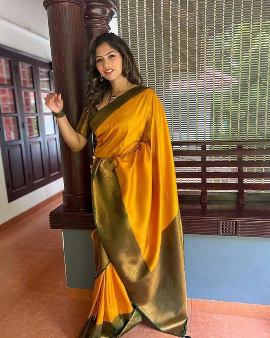 Yellow Soft Lichi Silk On All Over Saree - Image 4