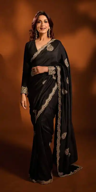 BT 1304 Black Rangoli Crush Silk Saree with Sequins Work & Embroidery Work. Now at just ₹1999. Delivery 4-6 Working Days. Shop now. | Sarees, Bollywood Sarees, Creative Sarees, Designer Sarees, Embroidered Sarees, Ethnic Saree, Modern Digital sarees, Party Wear Sarees