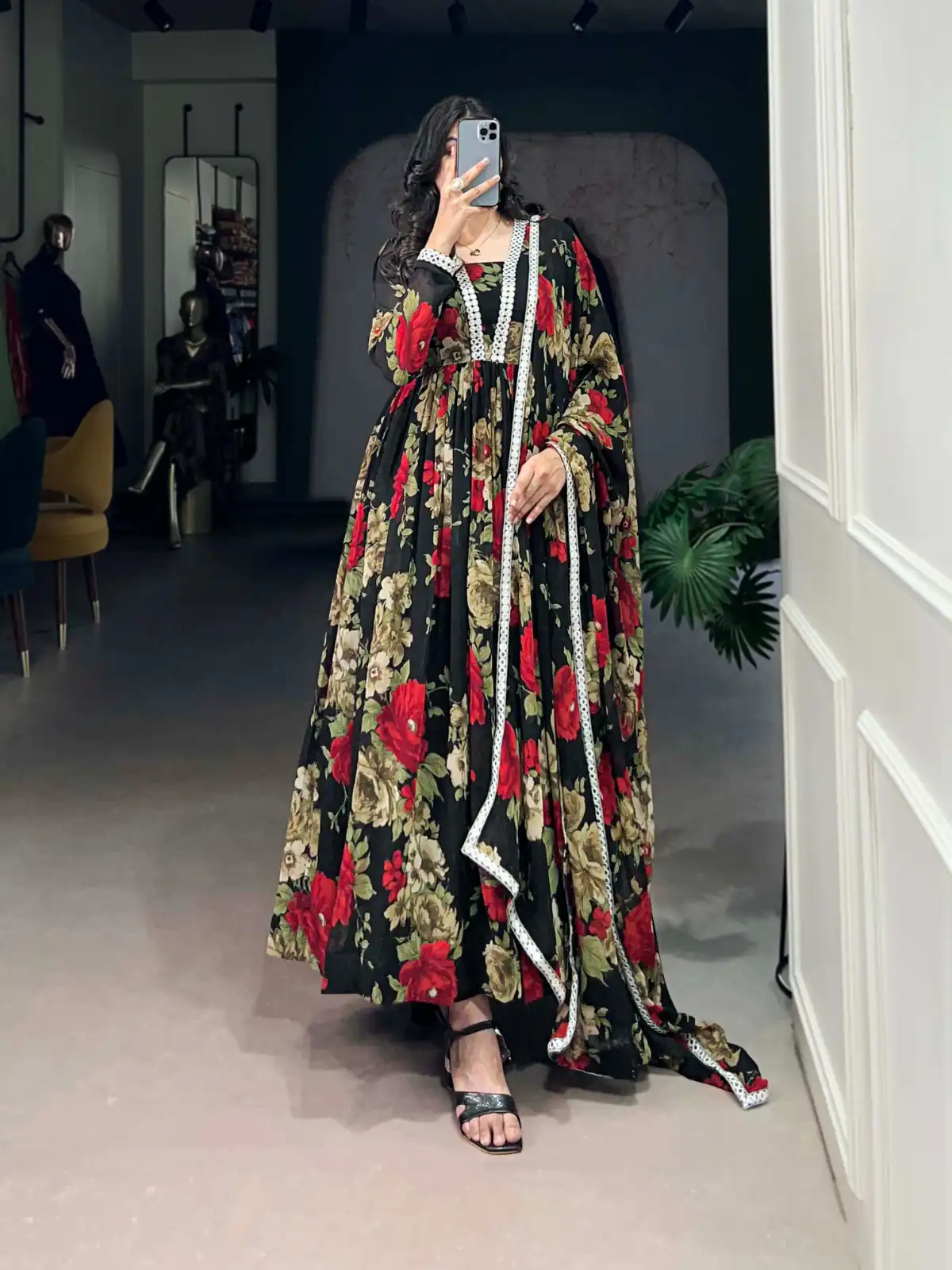 YNF 5040 Red Color Georgette Floral Printed Paper Mirror Lace Gown Casual, Wedding, Party, Festive, Events Etc. Expected Delivery 4-6 Working Days @1899/- | Gowns, Bollywood Gowns, Creative Gowns, Designer Gowns, Embroidered Gowns, Party Wear Gowns