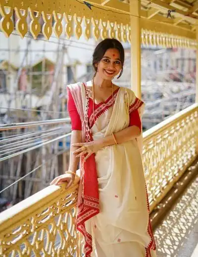 KP 5074 White Color Soft Lilan Slab Weaving Work Saree Casual, Party Wear, Wedding, Events Etc. Expected Delivery 4-6 Working Days @1449/- | Sarees, Bollywood Sarees, Creative Sarees, Designer Sarees, Embroidered Sarees, Ethnic Saree, Modern Digital sarees, Party Wear Sarees