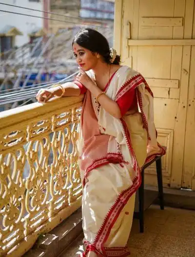 KP 5074 White Color Soft Lilan Slab Weaving Work Saree Casual, Party Wear, Wedding, Events Etc. Expected Delivery 4-6 Working Days @1449/- | Sarees, Bollywood Sarees, Creative Sarees, Designer Sarees, Embroidered Sarees, Ethnic Saree, Modern Digital sarees, Party Wear Sarees