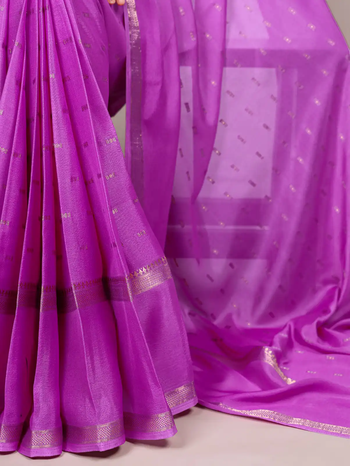 Lavender Crepe Weaving Work Saree - Image 3