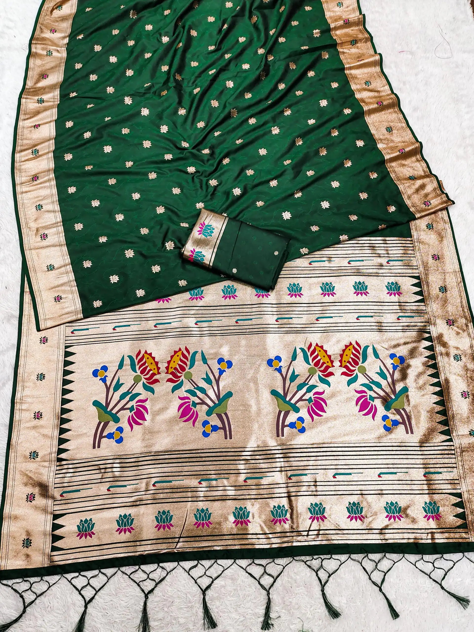 MB 2 Dark Green Paithani Silk Saree with Lace Work & Zari Work. Introductory Price ₹2049. Delivery 4-6 Working Days. Shop now. | Sarees, Bollywood Sarees, Creative Sarees, Designer Sarees, Embroidered Sarees, Ethnic Saree, Modern Digital sarees, Party Wear Sarees