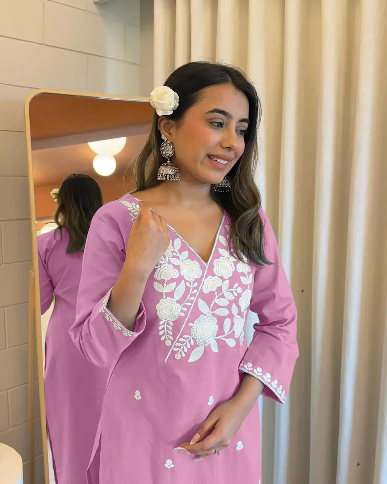 Lavender Rayon Wed Lakhnavi Style Work Salwar Suit - Image 2