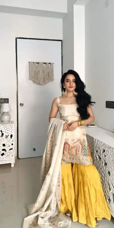 KD 1550 Off White in Color Chinnon Silk Lace Work Salwar Suit . Wedding, Party, Festive, Events, Best Price ₹2149. Delivery 4-6 Working Days. Shop now. | Casual Suits, Jump Suits, Tops & Bottoms, Track Suits, Salwar suit, Creative suits, Designer Suits, Palazzo Suits, Party Wear Suits, Patiala Suits, Straight Suits, Trendy Wear