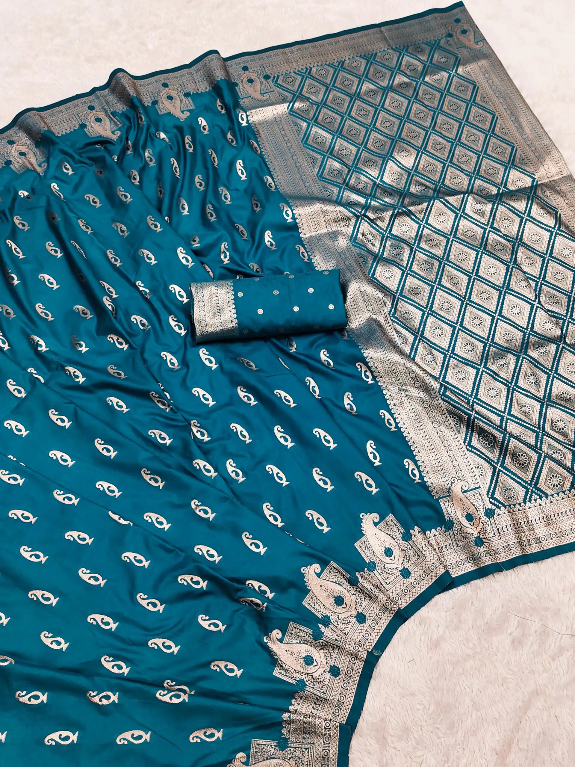 MB 41 Green Color Peacock Blue Banarasi Silk Zari Weaving Saree . Wedding, Party, Festive, Available at ₹1849 only. Delivery 4-6 Working Days. Shop now. | Sarees, Bollywood Sarees, Creative Sarees, Designer Sarees, Embroidered Sarees, Ethnic Saree, Modern Digital sarees, Party Wear Sarees