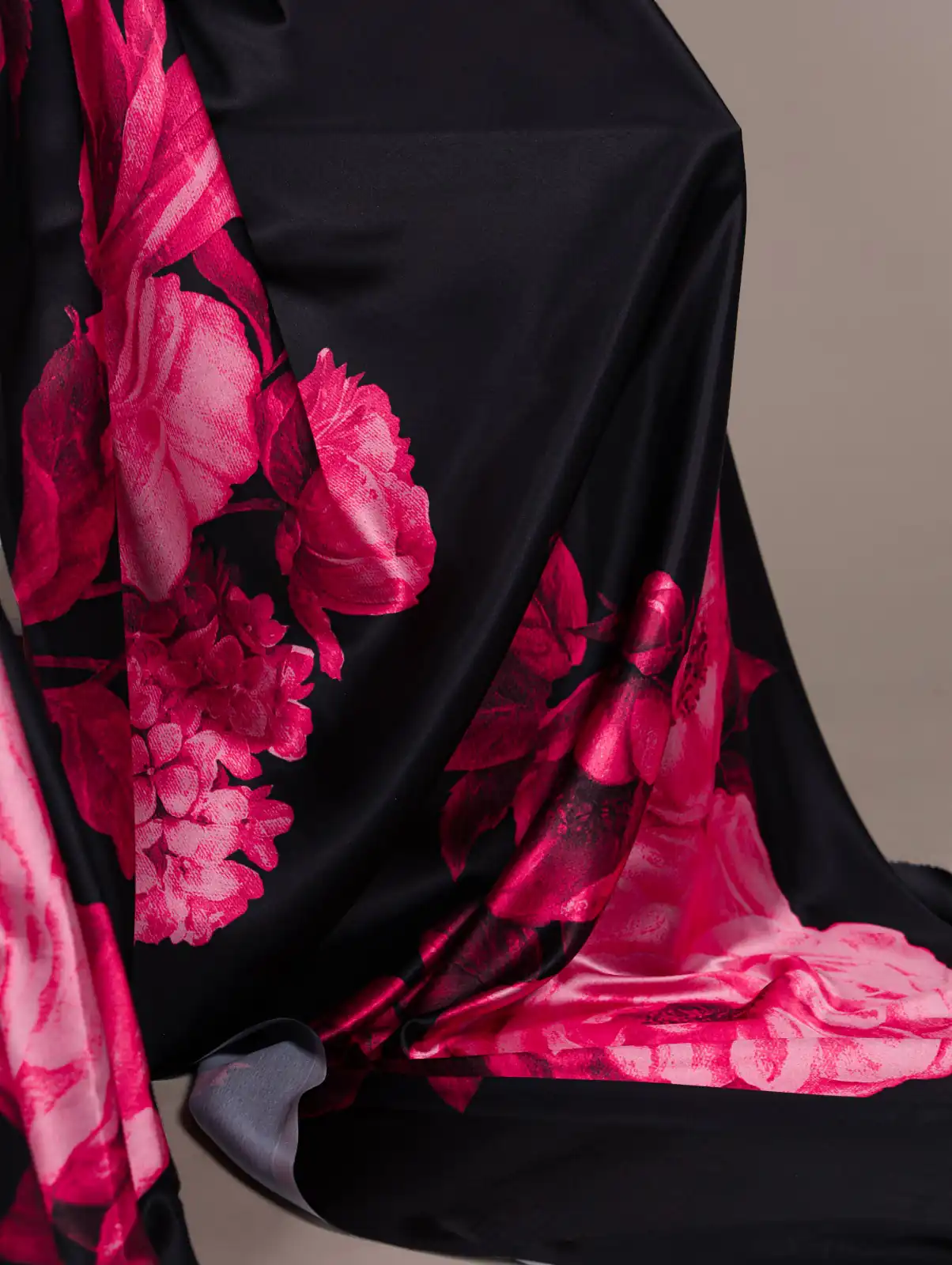 Pink Satin Silk Floral Print Saree - Image 3