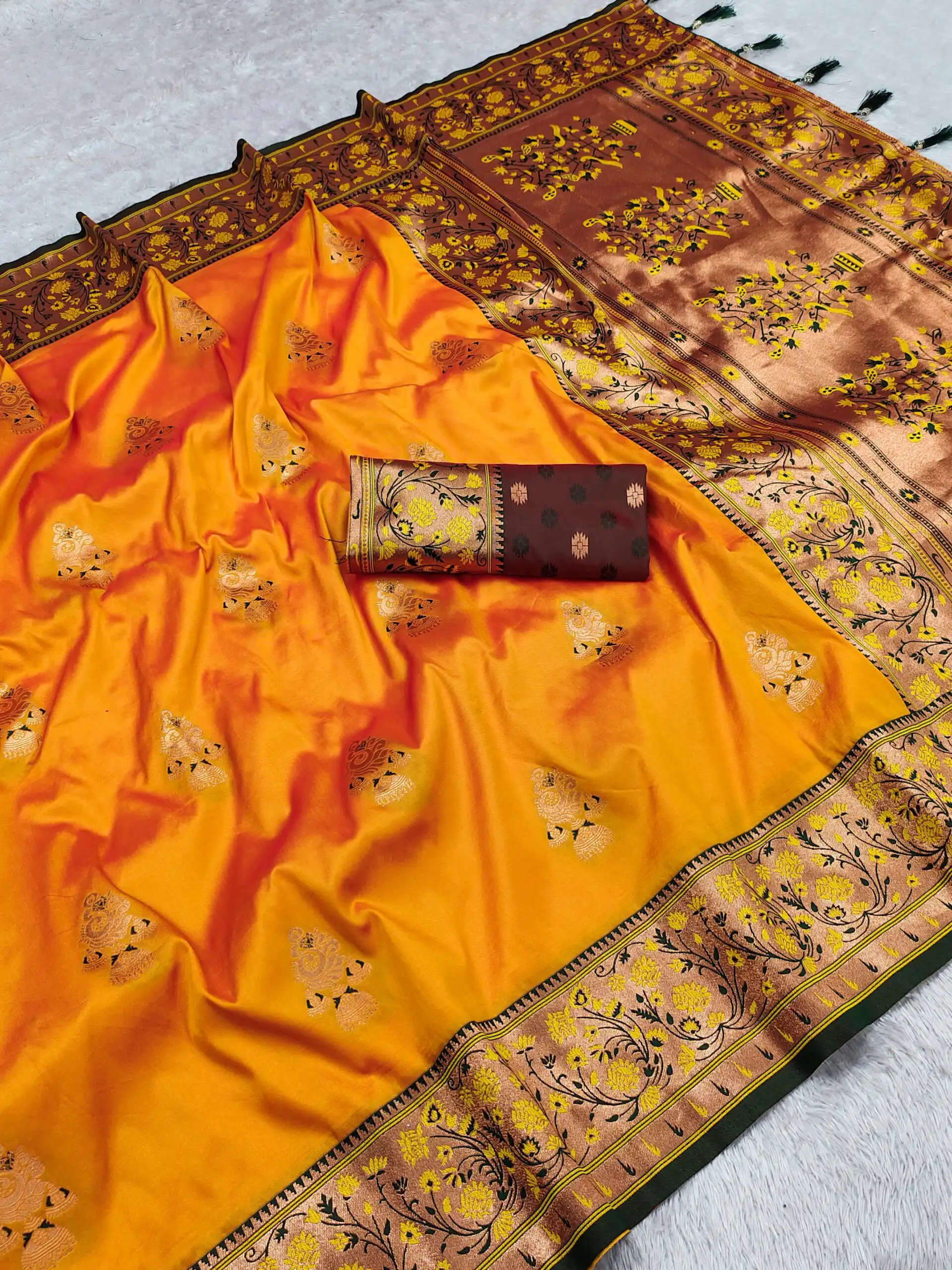 MB 28 Yellow Pethani Silk Saree with Zari Work & Lace Work. Wedding, Party, Festive, Events Grab it for ₹2099. Delivery 4-6 Working Days. Shop now. | Sarees, Bollywood Sarees, Creative Sarees, Designer Sarees, Embroidered Sarees, Ethnic Saree, Modern Digital sarees, Party Wear Sarees