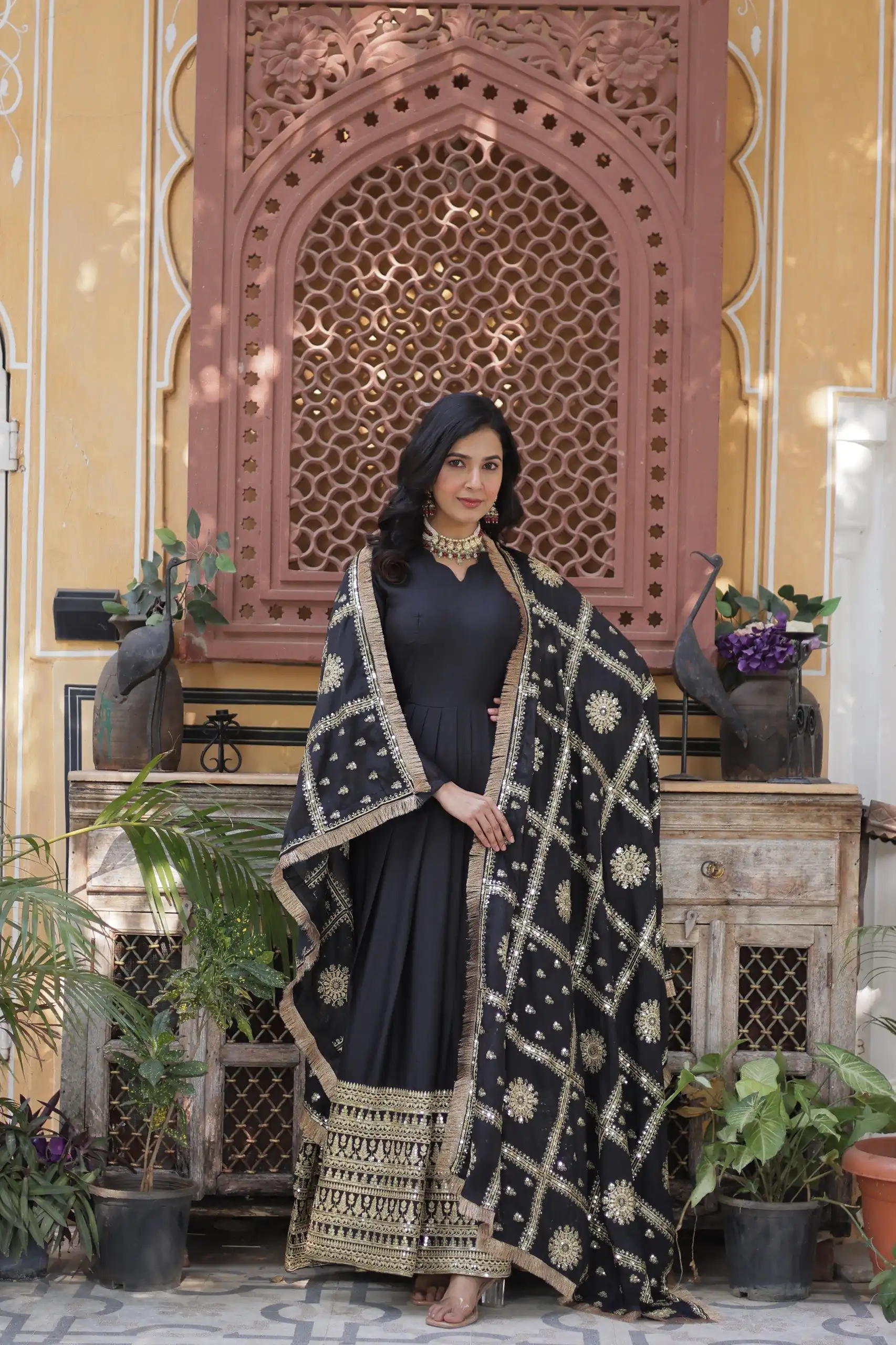 KA 1139 Black Star Georgette Gown Perfect for Wedding, Party, Onam, Mehendi, Traditional Day – . Affordable Price ₹3149. Delivery 4-6 Working Days. | Gowns, Bollywood Gowns, Creative Gowns, Designer Gowns, Embroidered Gowns, Party Wear Gowns
