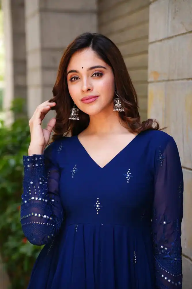 RTC 5551 Navy Blue Foix Georgette Thread With 9mm Sequence Salwar Suit Casual, Wedding, Party, Festive, Events Etc.4-6 Working Days@ 1999/-only | Jump Suits, Salwar suit, Casual Suits, Creative suits, Designer Suits, Palazzo Suits, Party Wear Suits, Patiala Suits, Straight Suits