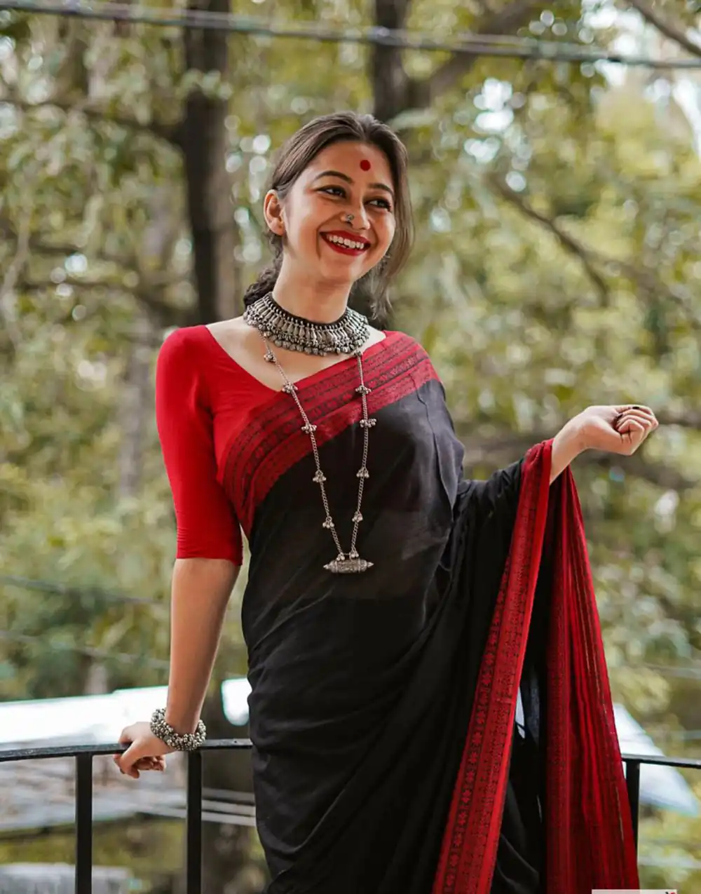 Black Soft Lilan Slab All Over Weaving Work Saree - Image 3