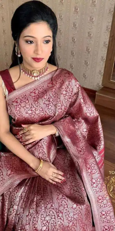 KPR 125 Wine Soft Lichi Silk Saree Perfect for Wedding, Party, Reception, Diwali, Ethnic Day – . Affordable Price ₹1299. Delivery 4-6 Working Days. | Sarees, Bollywood Sarees, Creative Sarees, Designer Sarees, Embroidered Sarees, Ethnic Saree, Modern Digital sarees, Party Wear Sarees