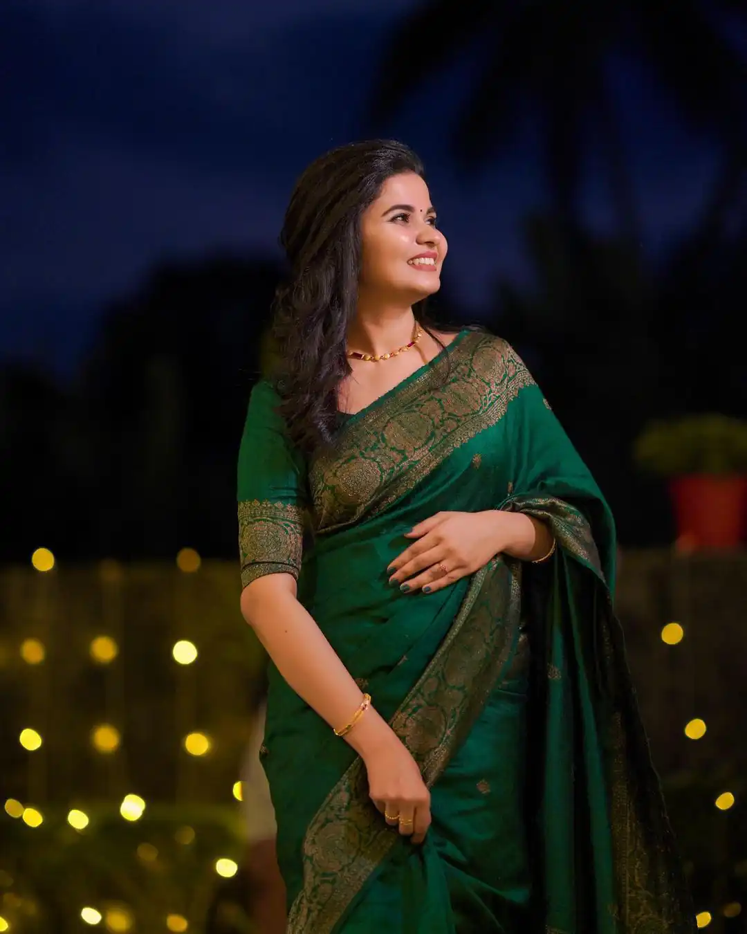 Green Lichi Silk Jacquard Work All Over Saree - Image 3