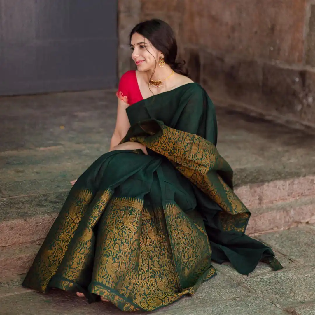 KPR 070 Green Color Soft Lichi Silk Saree with Lace Border & Lace Work. Best Price ₹1349. Delivery 4-6 Working Days. Shop now. | Creative Sarees, Sarees, Bollywood Sarees, Designer Sarees, Embroidered Sarees, Ethnic Saree, Modern Digital sarees, Party Wear Sarees
