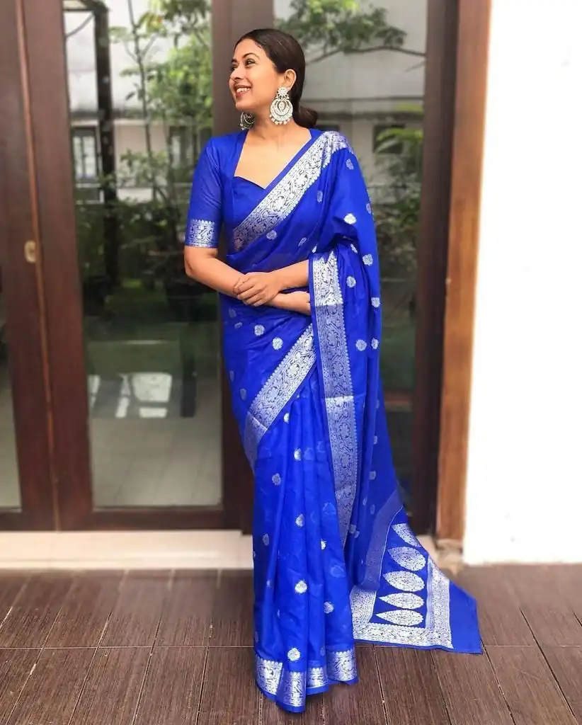 ES 8271 Royal Blue Soft Lichi Silk Saree Perfect for Wedding, Party, Reception, Diwali, Ethnic Day – . Affordable Price ₹1349. Delivery 4-6 Working Days. | Sarees, Bollywood Sarees, Creative Sarees, Designer Sarees, Embroidered Sarees, Ethnic Saree, Modern Digital sarees, Party Wear Sarees