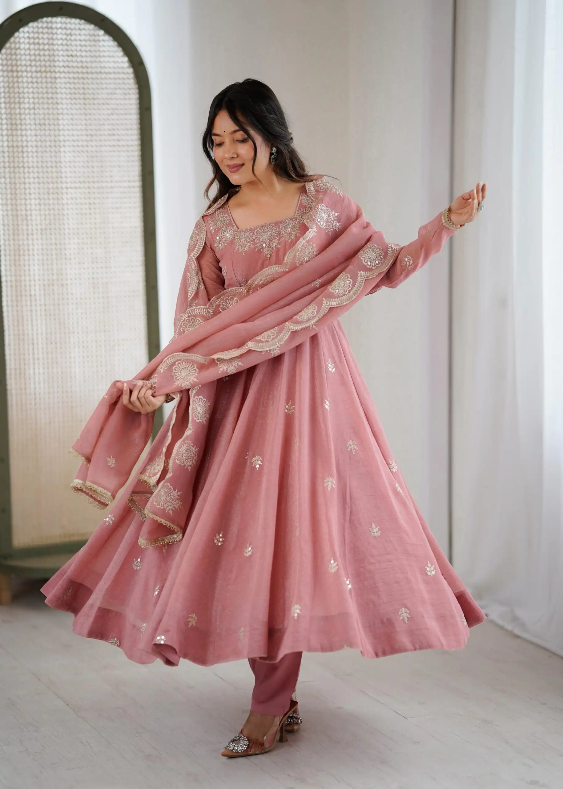 ZF 5011 Onion Crunchy Silk Gown with Embroidery Work. Wedding, Party, Festive, Events Best Price ₹2099. Delivery 4-6 Working Days. Shop now. | Gowns, Bollywood Gowns, Creative Gowns, Designer Gowns, Embroidered Gowns, Party Wear Gowns