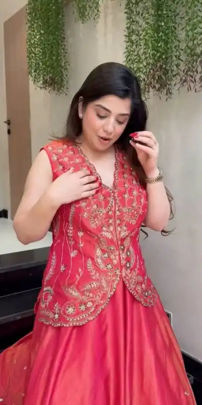 PC 554 Pink Color Simar Lehenga Choli with Embroidery Work. Online Exclusive Offer ₹3149. Delivery 4-6 Working Days. Shop now. | Lehenga, Bollywood Lehenga, Creative Lehenga, Designer Lehenga, Embroidered Lehenga, Party Wear Lehenga