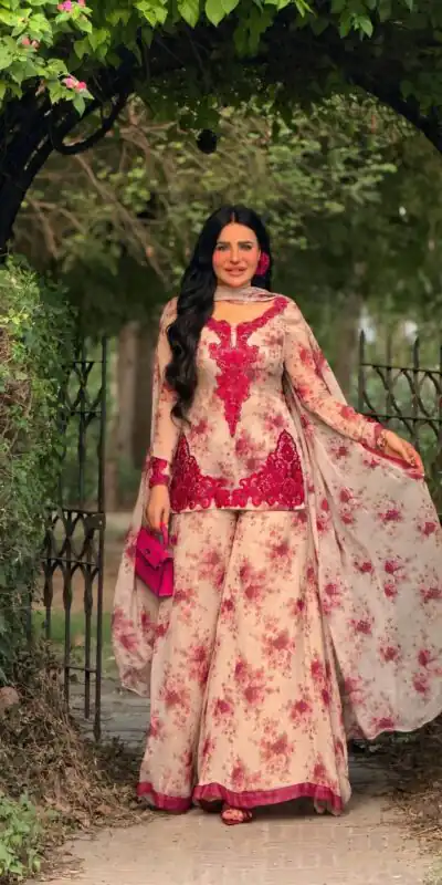 Cool Red Faux Georgette Embroider Work Salwar Suit