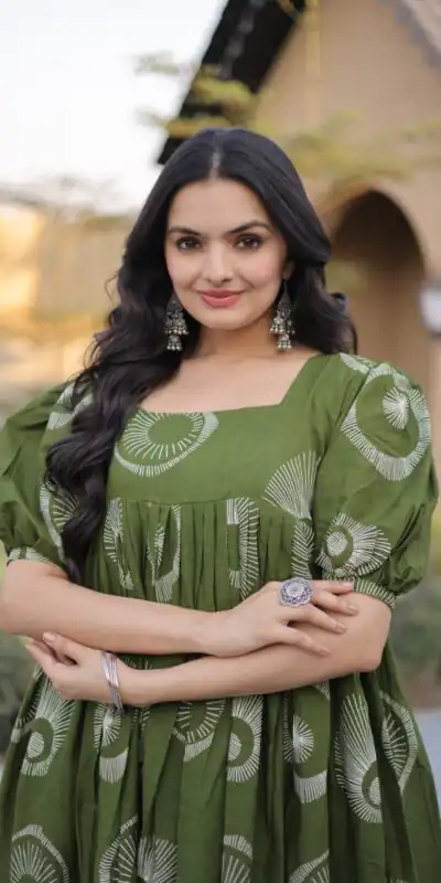 KA 1249 Green Color Cotton Kurti with Printed Designer Work. Exclusive Offer ₹1519. Delivery 4-6 Working Days. Online Shop now. | Kurti, Bollywood Kurti, Creative Kurtis, Designer Kurti, Party Wear Kurti, Selfie Kurti