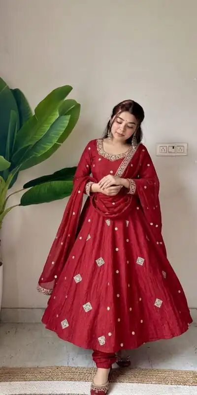 SRK 5351 Red Crunchy Silk Gown Perfect for Wedding, Party, Haldi, Anniversary, Holi – . Affordable Price ₹2149. Delivery 4-6 Working Days. Shop now. | Gowns, Bollywood Gowns, Creative Gowns, Designer Gowns, Embroidered Gowns, Party Wear Gowns
