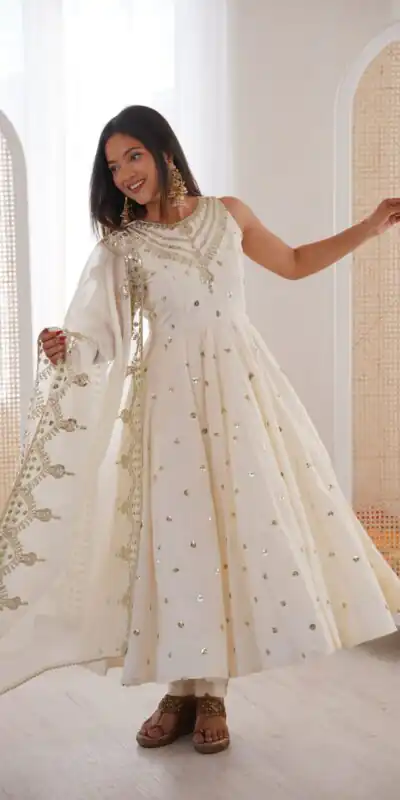 Alternative view of Elegant White Roman Silk Embroidery Work Gown