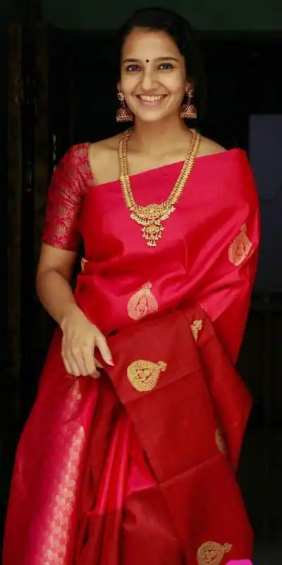 KP 2072 Red Color Yellow Soft Lichi Silk Saree with Jacquard Work. Best Price ₹1299. Delivery 4-6 Working Days. Shop now. | Sarees, Bollywood Sarees, Creative Sarees, Designer Sarees, Embroidered Sarees, Ethnic Saree, Modern Digital sarees, Party Wear Sarees