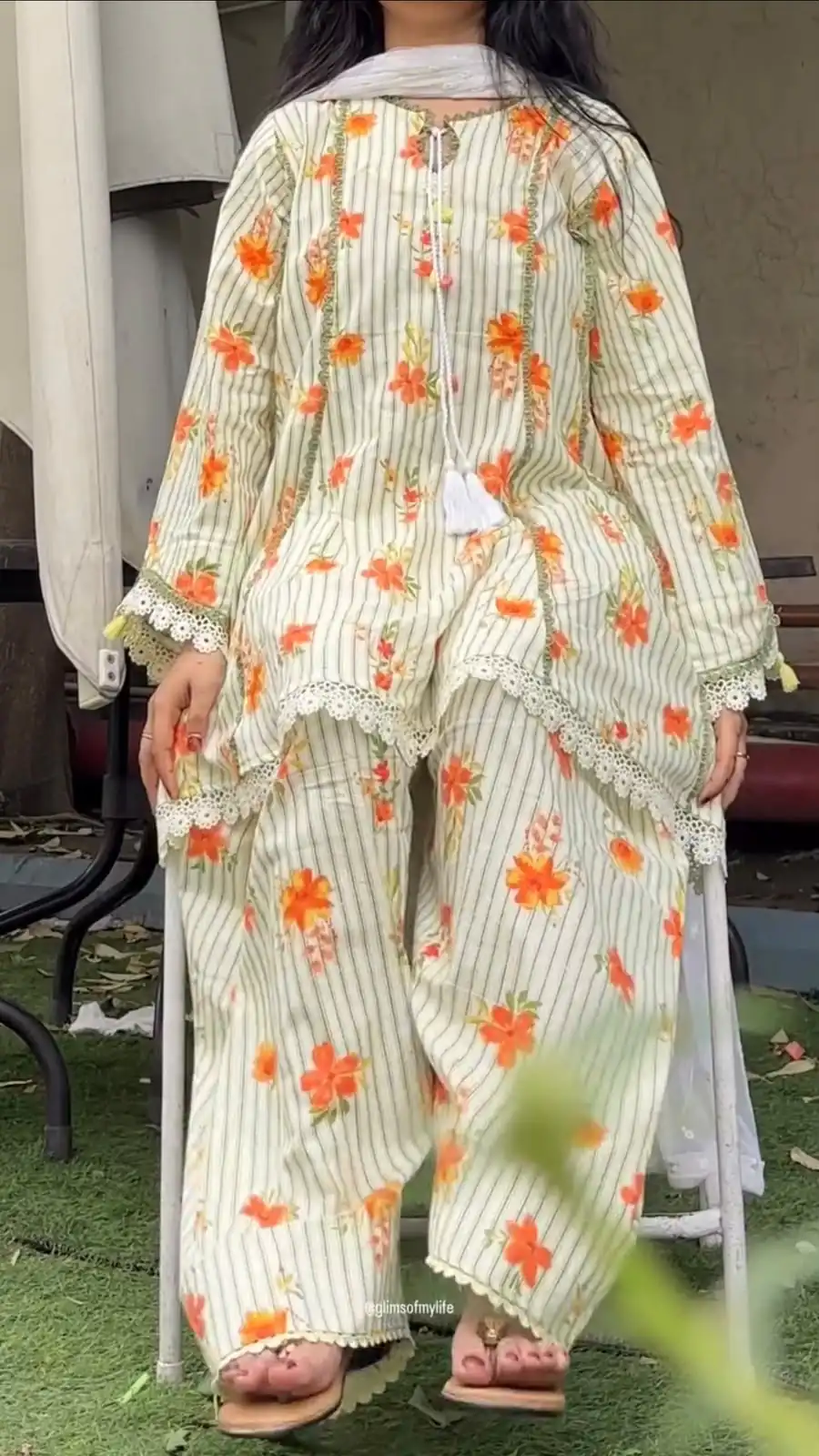 SRK 5362 Off White Natural Crep Lace Work & Digital Print Salwar Suit . Exclusive Offer ₹1899. Delivery 4-6 Working Days. Shop now. | Jump Suits, Salwar suit, Casual Suits, Creative suits, Designer Suits, Palazzo Suits, Party Wear Suits, Patiala Suits, Straight Suits