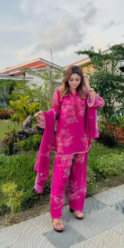JF 008 Rani Pink Colour Digital Print Salwar Suit in Black Faux Georgette. Now at just ₹2149. Delivery 4-6 Working Days. Shop now. | Jump Suits, Salwar suit, Casual Suits, Creative suits, Designer Suits, Palazzo Suits, Party Wear Suits, Patiala Suits, Straight Suits