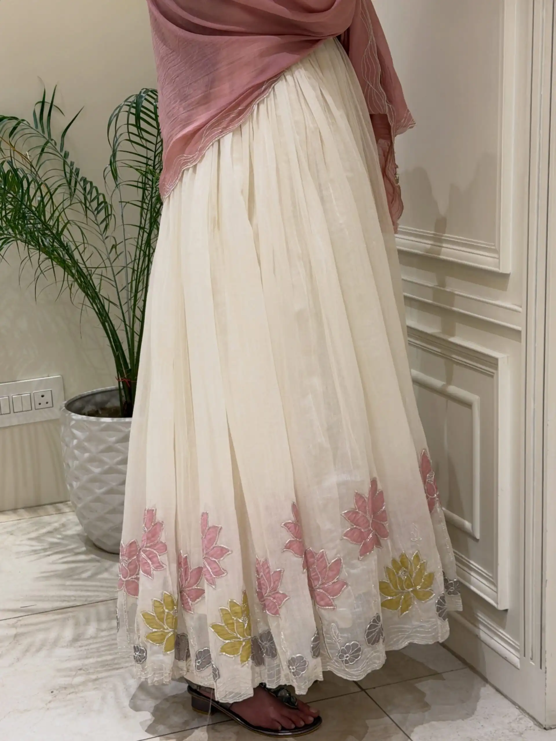 NSR 911 White Faux Georgette Gown Perfect for Wedding, Party, Raksha Bandhan, Temple Visit, Onam – . Get it for ₹2399. Delivery 4-6 Working Days. Shop now | Gowns, Bollywood Gowns, Creative Gowns, Designer Gowns, Embroidered Gowns, Party Wear Gowns