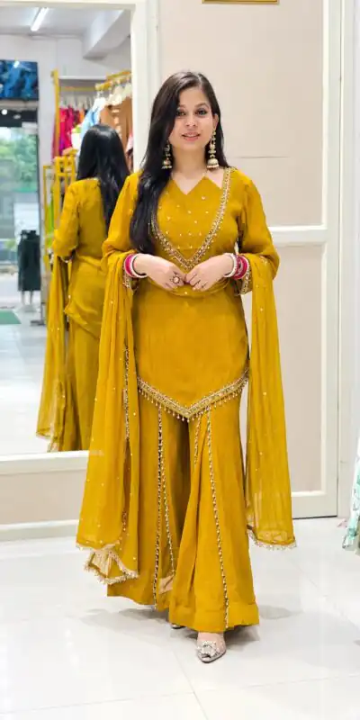 Pretty Mustered Roman Glass Mirror Work Salwar Suit