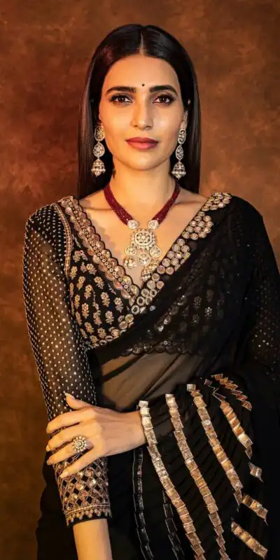 DF 3471 Black Perfect for Wedding, Party, Raksha Bandhan, Ethnic Day, Bridal Wear – Cream Faux Georgette Saree. Now at just ₹2099. Delivery 4-6 Working Day | Sarees, Bollywood Sarees, Creative Sarees, Designer Sarees, Embroidered Sarees, Ethnic Saree, Modern Digital sarees, Party Wear Sarees