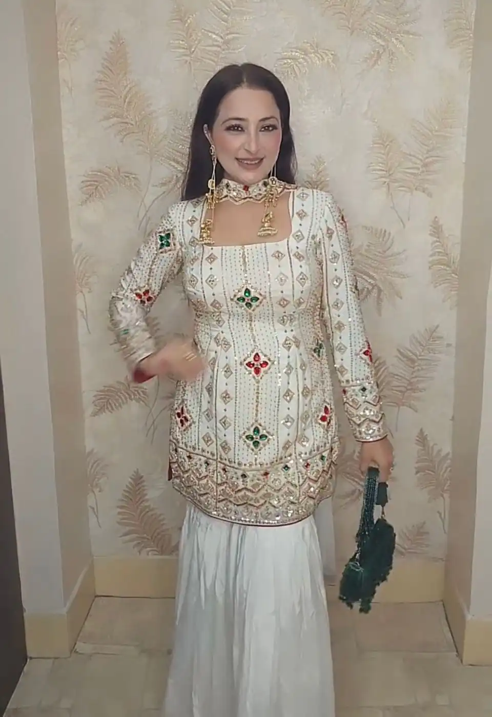 VLM 352 White Color Chinon Silk Embroidery Work Salwar Suit . Get it for ₹2399. Delivery 4-6 Working Days. Online Shop now. | Jump Suits, Salwar suit, Casual Suits, Creative suits, Designer Suits, Palazzo Suits, Party Wear Suits, Patiala Suits, Straight Suits