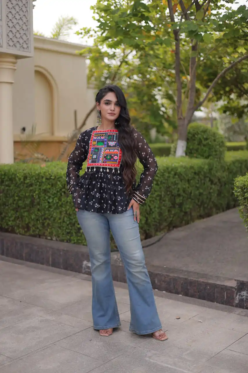 KA 5079 Black Fox Georgette Kurti with Lace Work & Mirror Work. Affordable Price ₹2719. Delivery 4-6 Working Days. Shop now. | Kurti, Bollywood Kurti, Creative Kurtis, Designer Kurti, Party Wear Kurti, Selfie Kurti