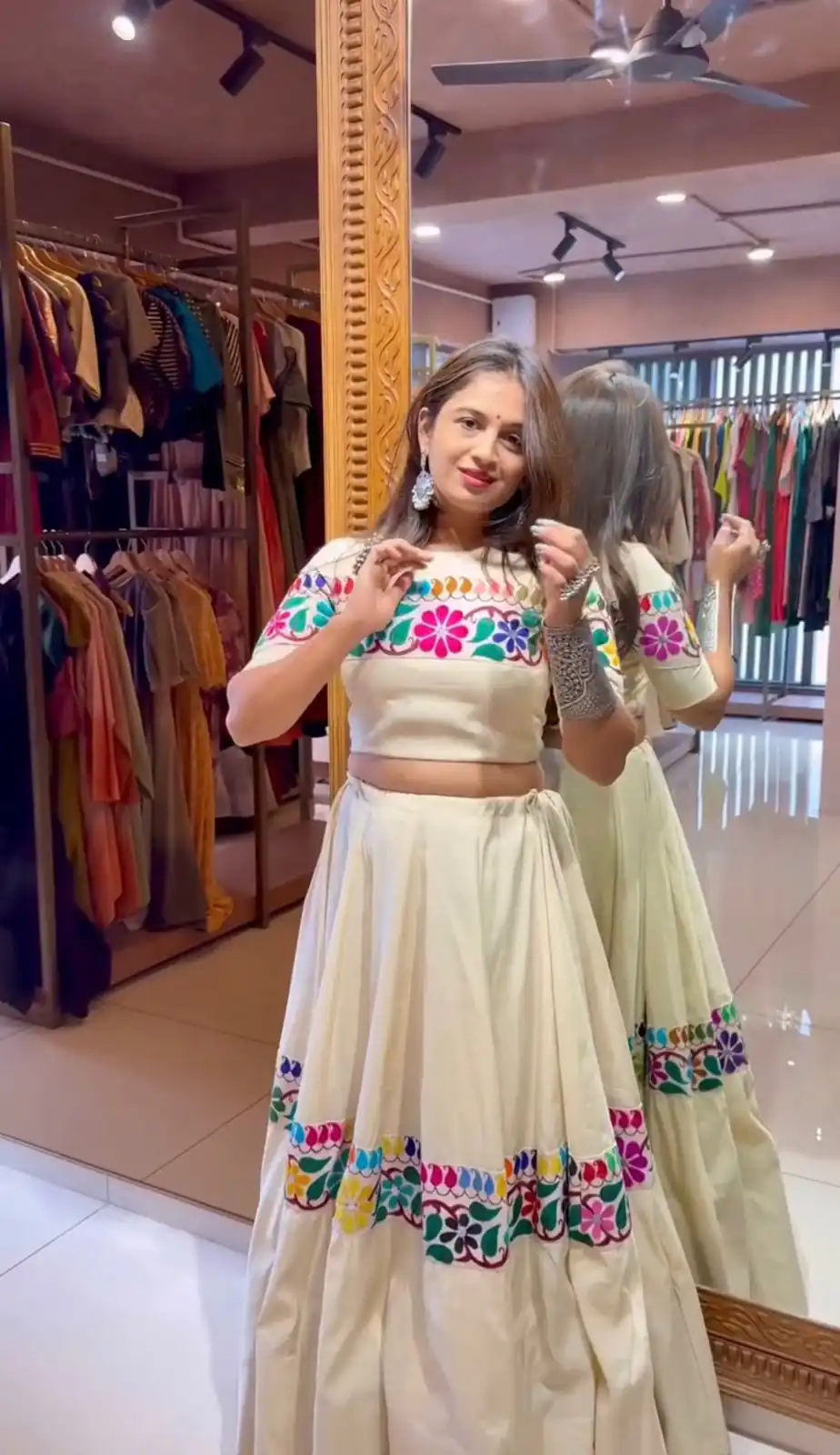 AD 211 White Kora Cotton Lehenga Choli erfect for Wedding, Party, Haldi, Traditional Day, Makar Sankranti – . Special Price ₹2049. Delivery 4-6 Working | Lehenga, Bollywood Lehenga, Creative Lehenga, Designer Lehenga, Embroidered Lehenga, Party Wear Lehenga