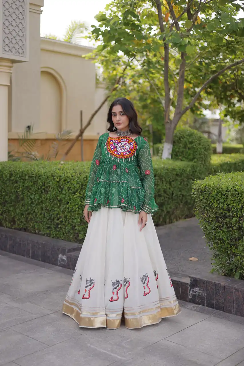 KA 5084 Green Kora Cotton Lehenga Choli erfect for Wedding, Party, Haldi, Traditional Day, Makar Sankranti – . Special Price ₹2799. Delivery 4-6 Working | Lehenga, Bollywood Lehenga, Creative Lehenga, Designer Lehenga, Embroidered Lehenga, Party Wear Lehenga