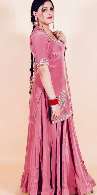 Alternative view of Shiny Pink Natural Crepe Silk Embroider Work Salwar Suit